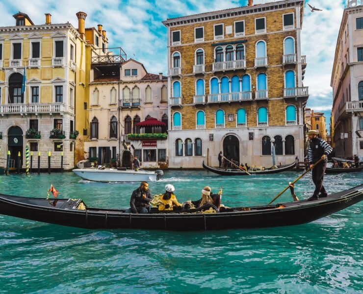 gondola venezia acqua canali italia
