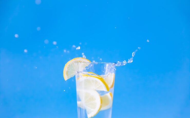 water glass lemon