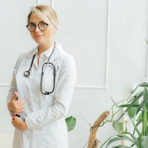 médica no consultório