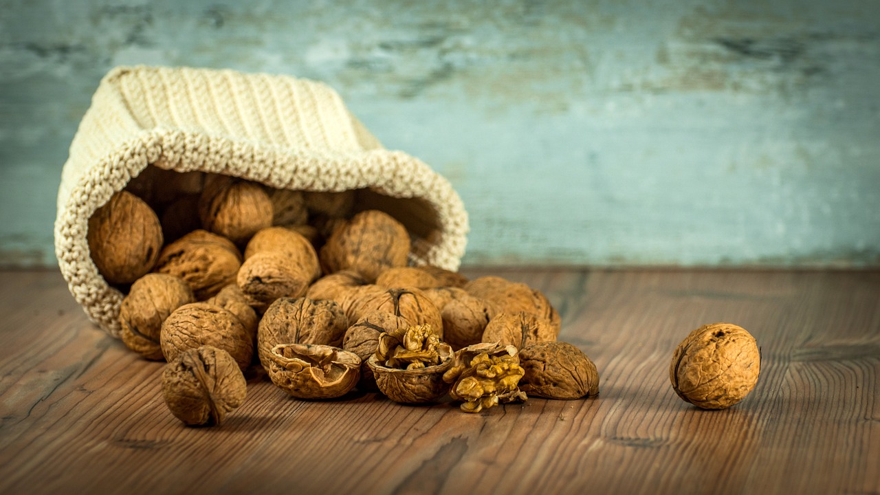 walnuts, dump, spill, table, still life, nuts, crop, bag, food, healthy, shells, shelled nuts, walnut shells, walnuts, walnuts, walnuts, walnuts, table, nuts, nuts, nuts, nuts, nuts