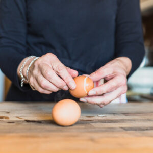 eggs hands