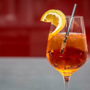 cocktail com canudinho