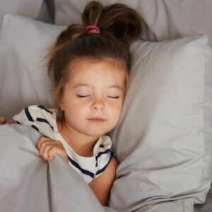 criança dormindo