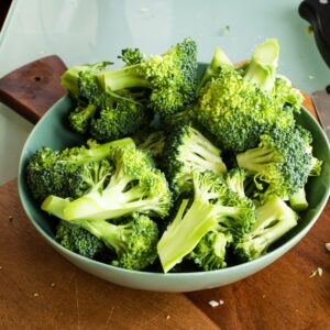 Como cozinhar brócolis no micro-ondas