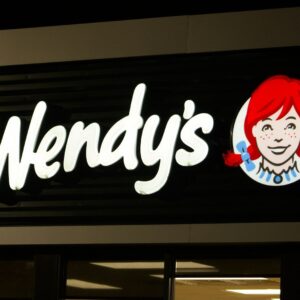 7. Os hambúrgueres da Wendy's têm formato quadrado por um motivo